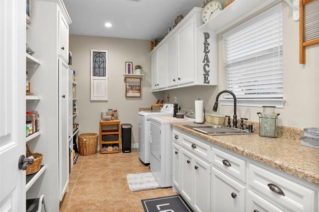 11426 Willis Waukegan Road, Conroe, TX 77303