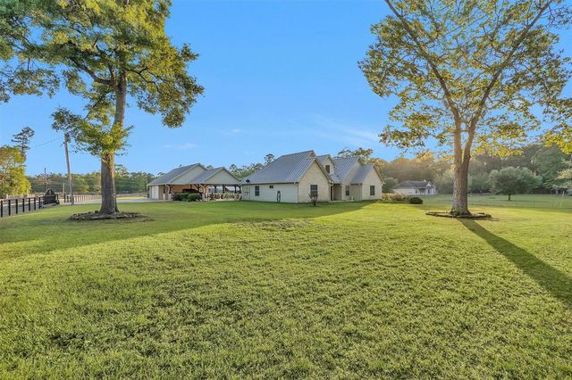 11426 Willis Waukegan Road, Conroe, TX 77303