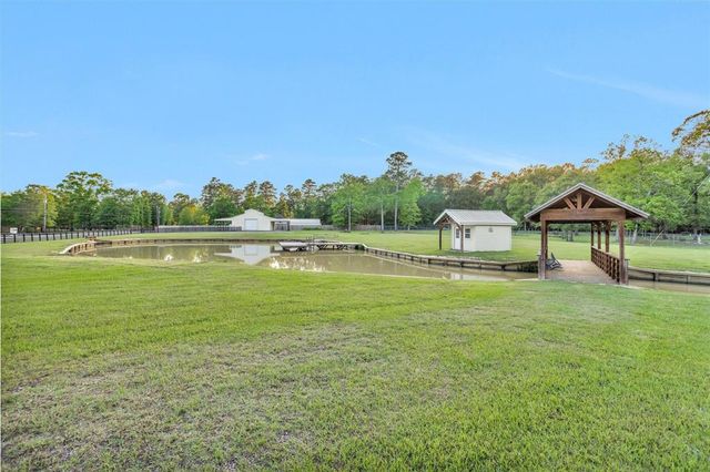 11426 Willis Waukegan Road, Conroe, TX 77303