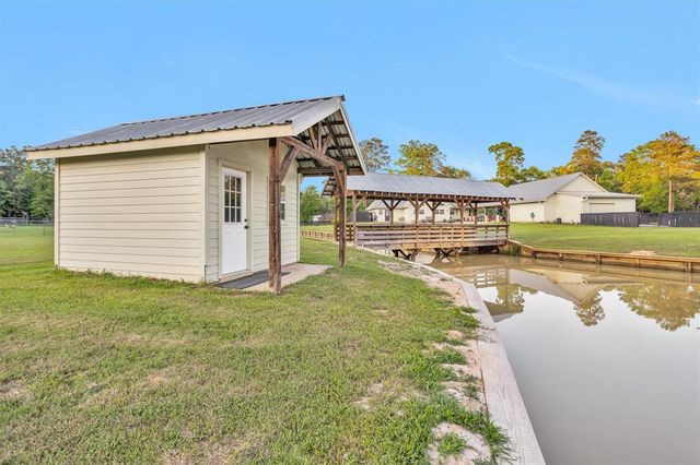 11426 Willis Waukegan Road, Conroe, TX 77303