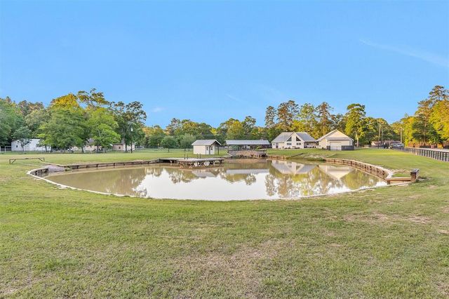 11426 Willis Waukegan Road, Conroe, TX 77303