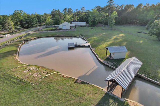 11426 Willis Waukegan Road, Conroe, TX 77303