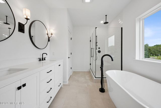 22 Tee Place, Neptune Township, NJ 07753