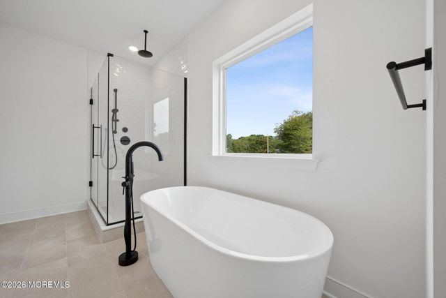 22 Tee Place, Neptune Township, NJ 07753