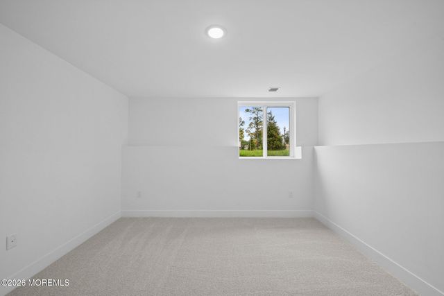22 Tee Place, Neptune Township, NJ 07753