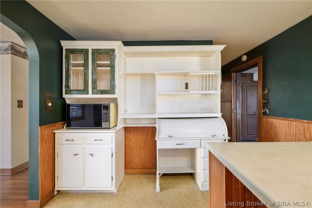 3708 Holmans Lane, Jeffersonville, IN 47130