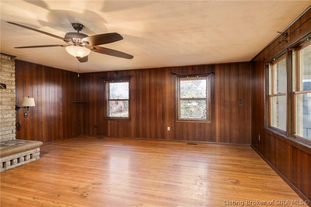 3708 Holmans Lane, Jeffersonville, IN 47130