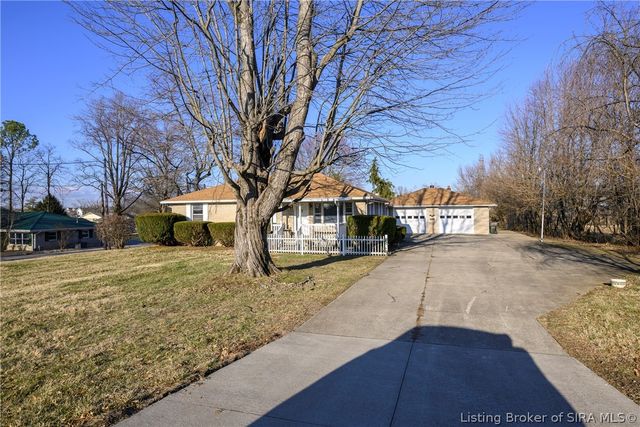 3708 Holmans Lane, Jeffersonville, IN 47130