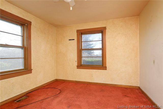 3708 Holmans Lane, Jeffersonville, IN 47130