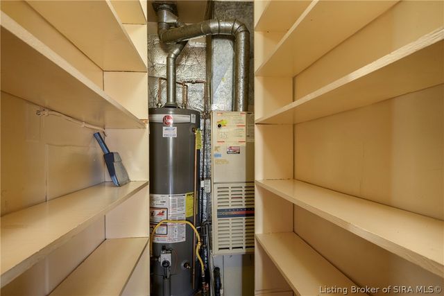 3708 Holmans Lane, Jeffersonville, IN 47130