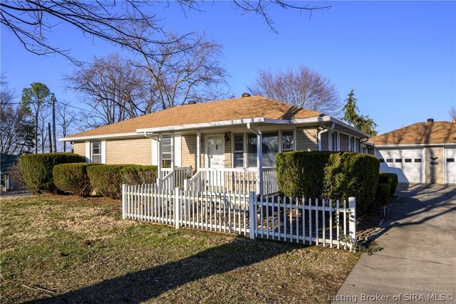 3708 Holmans Lane, Jeffersonville, IN 47130