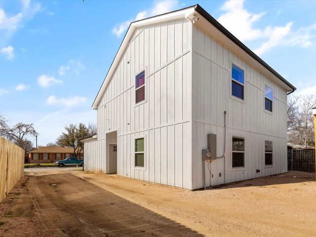 3517 Mission Street, Fort Worth, TX 76109