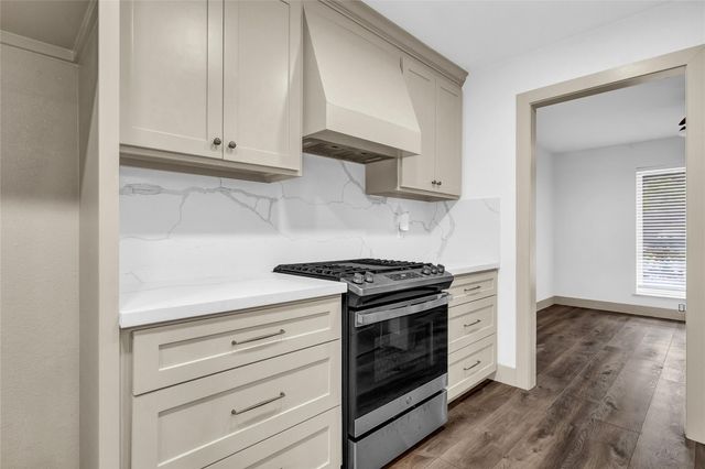 10115 Kirkbluff Drive, Houston, TX 77089