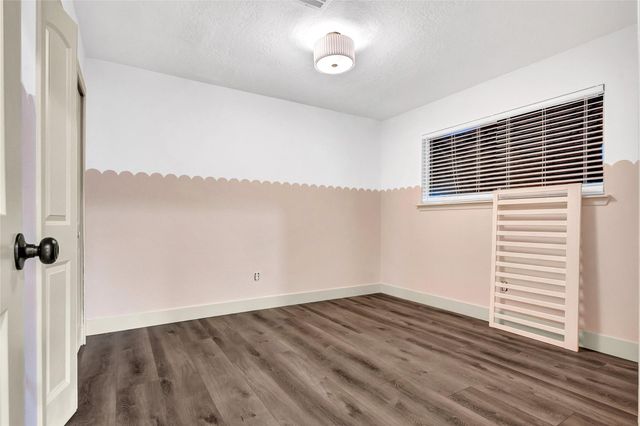 10115 Kirkbluff Drive, Houston, TX 77089