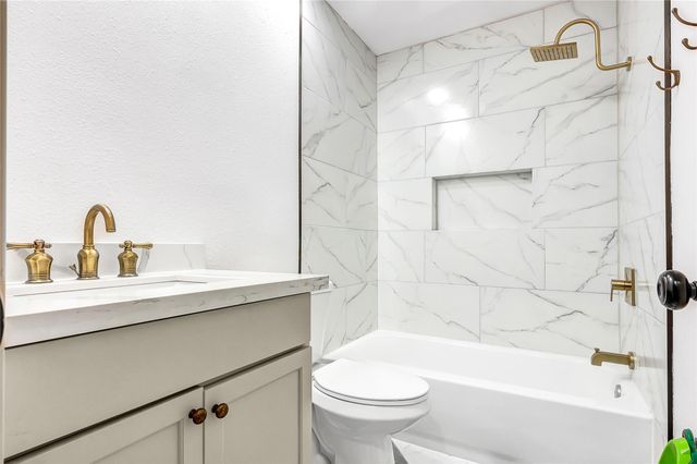 10115 Kirkbluff Drive, Houston, TX 77089