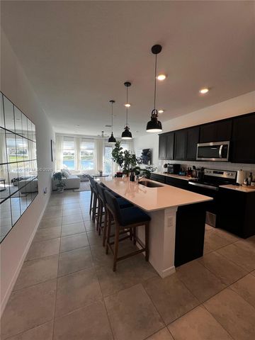 6140 Planta Ln 6140, Green Acres, FL 33415