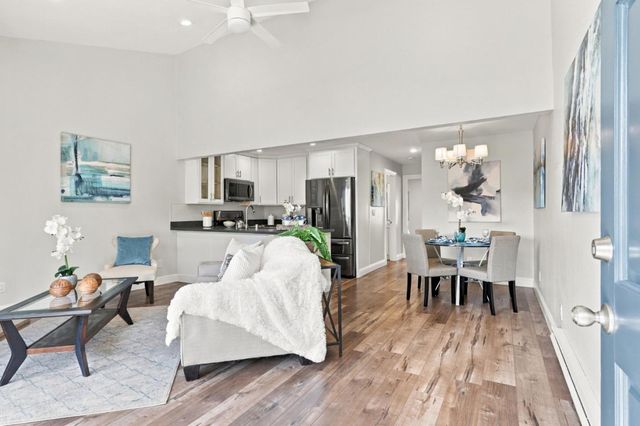 3597 S Bascom Avenue 43, Campbell, CA 95008