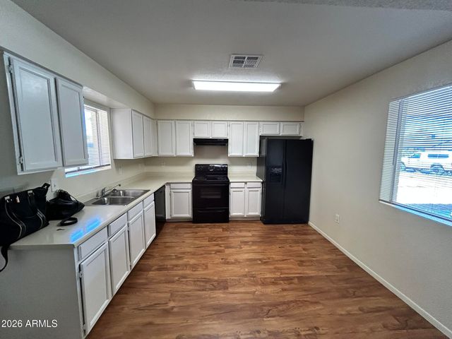 3147 E Edgewood Avenue, Mesa, AZ 85204