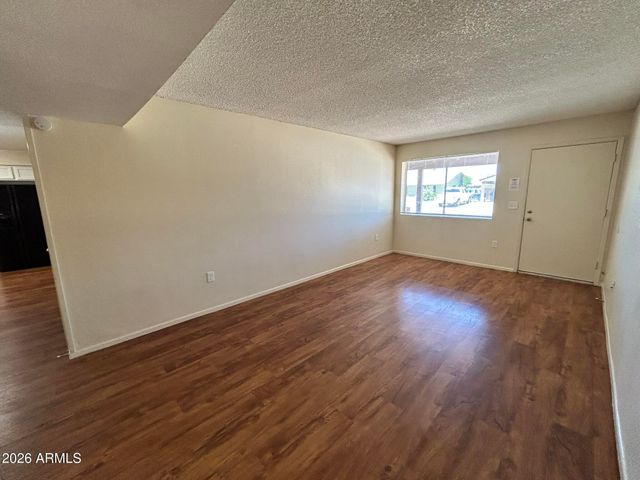 3147 E Edgewood Avenue, Mesa, AZ 85204