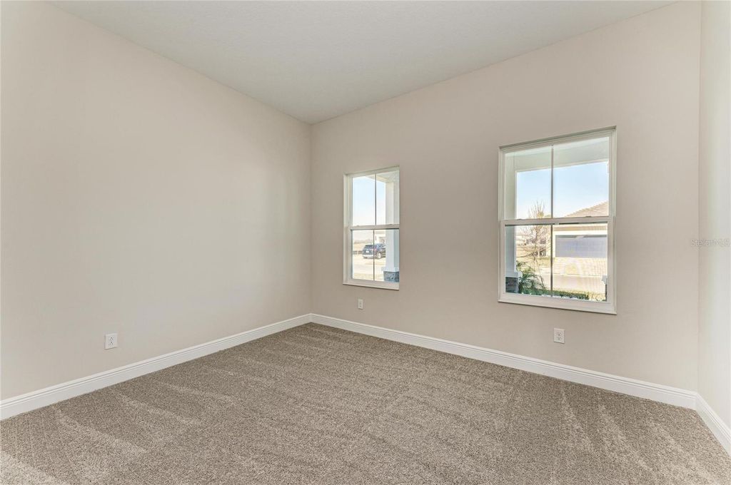 Image 20 of property listing at 10307 ASHAWAY DRIVE, Parrish, FL 34219