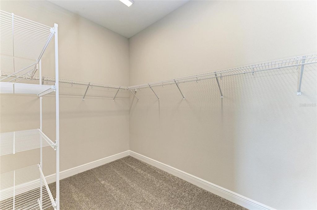 Image 9 of property listing at 10307 ASHAWAY DRIVE, Parrish, FL 34219