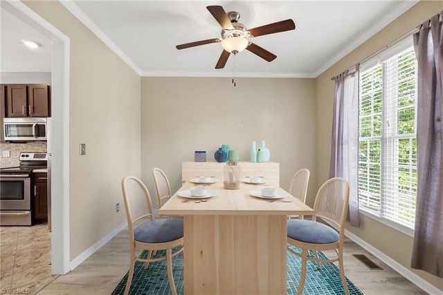 425 Turnberry Drive, Mebane, NC 27302