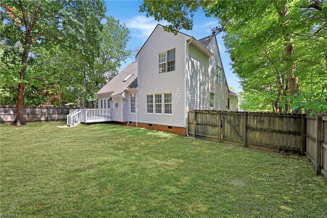 425 Turnberry Drive, Mebane, NC 27302