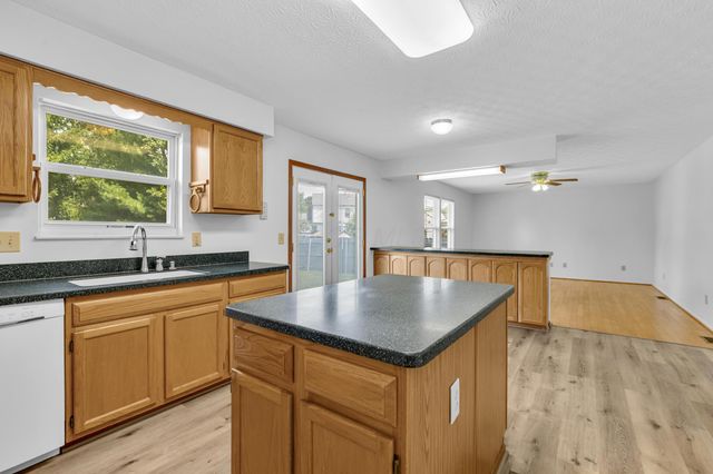 6212 Northbend Drive, Canal Winchester, OH 43110