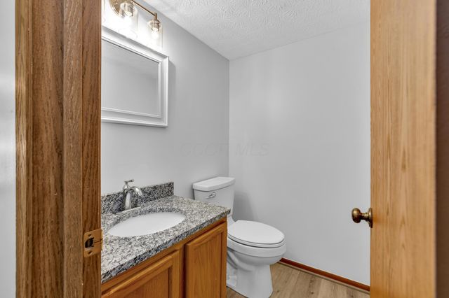 6212 Northbend Drive, Canal Winchester, OH 43110