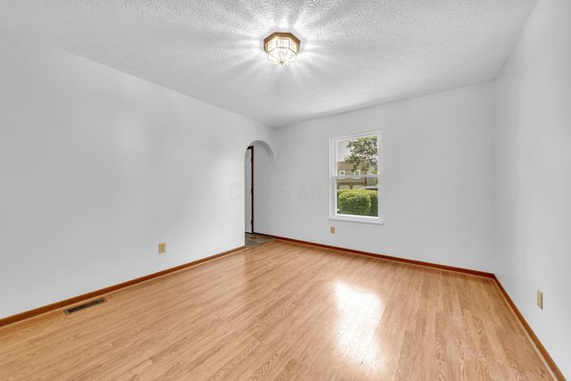 6212 Northbend Drive, Canal Winchester, OH 43110