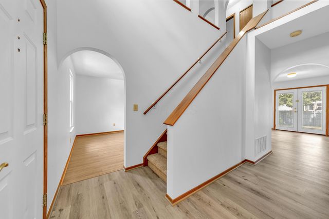 6212 Northbend Drive, Canal Winchester, OH 43110