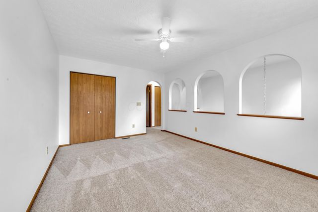 6212 Northbend Drive, Canal Winchester, OH 43110