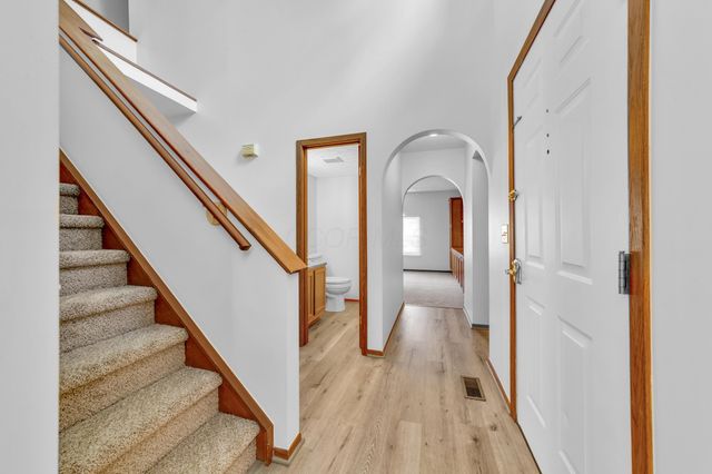 6212 Northbend Drive, Canal Winchester, OH 43110