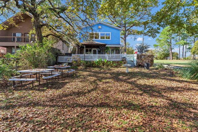 560 Jay Street, Shady Shores, TX 76208