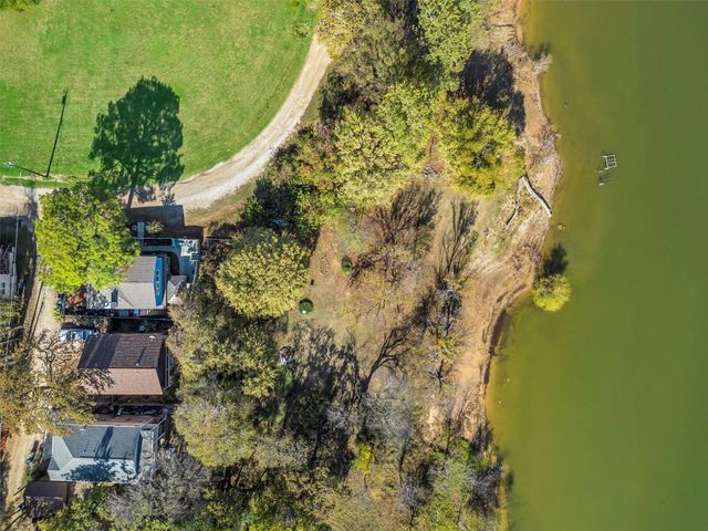 560 Jay Street, Shady Shores, TX 76208