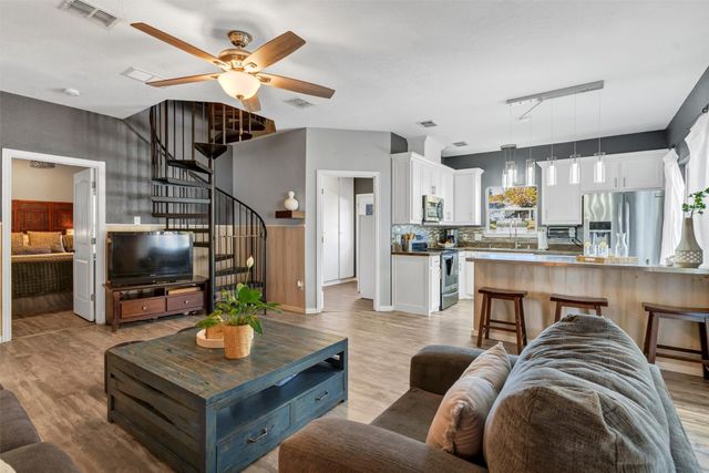 560 Jay Street, Shady Shores, TX 76208