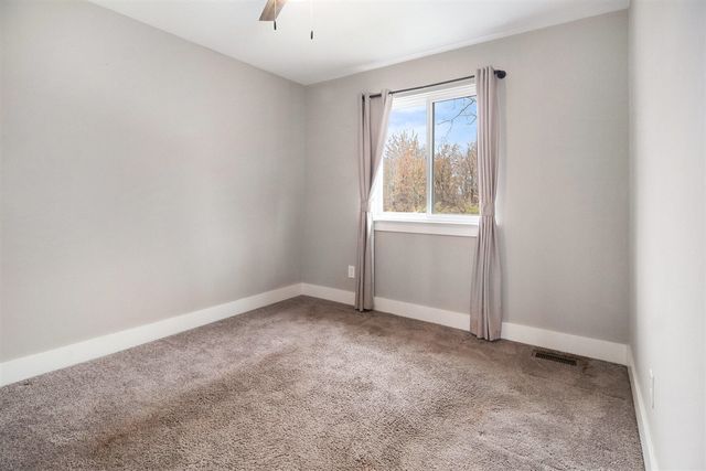 583 Falcon Drive, Dundee, MI 48131