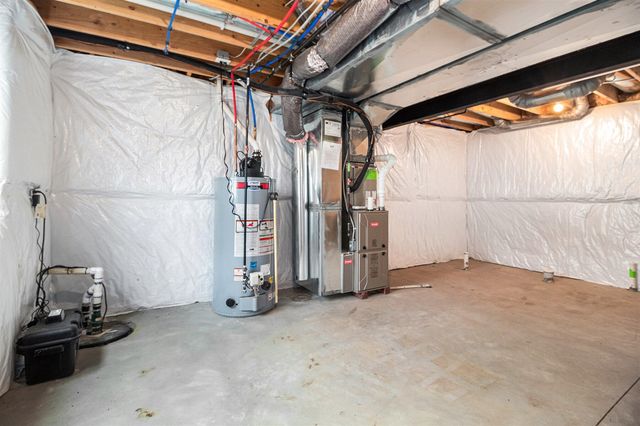 583 Falcon Drive, Dundee, MI 48131