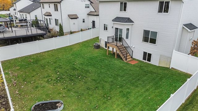 583 Falcon Drive, Dundee, MI 48131