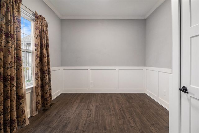 583 Falcon Drive, Dundee, MI 48131