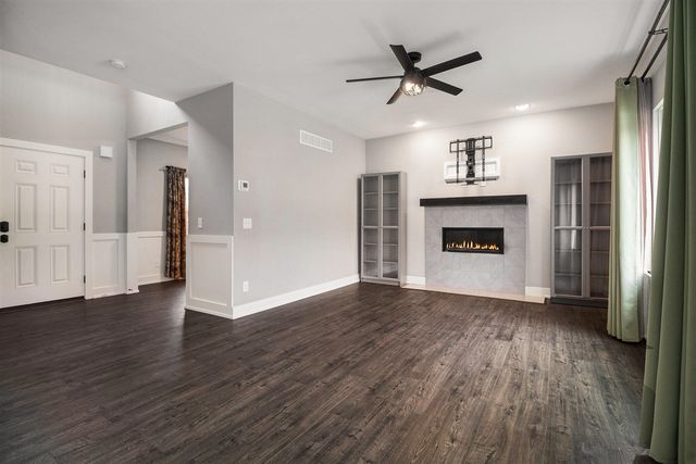 583 Falcon Drive, Dundee, MI 48131