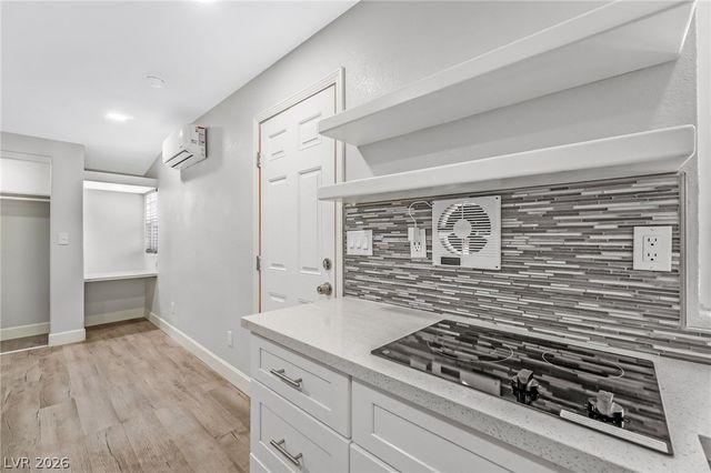 5149 Poncho Circle 4, Las Vegas, NV 89119