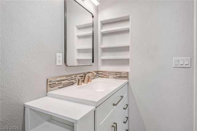 5149 Poncho Circle 4, Las Vegas, NV 89119