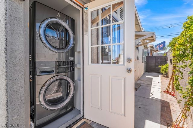 5149 Poncho Circle 4, Las Vegas, NV 89119