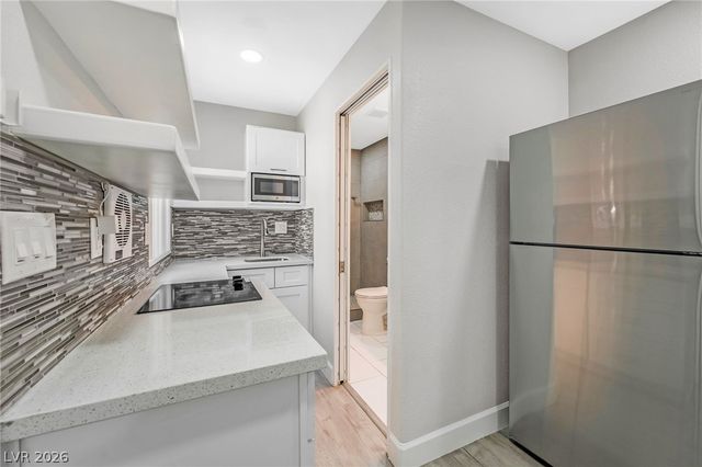 5149 Poncho Circle 4, Las Vegas, NV 89119