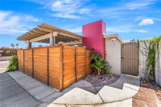 5149 Poncho Circle 4, Las Vegas, NV 89119