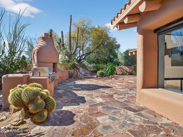 1637 N QUARTZ VALLEY Road, Scottsdale, AZ 85266