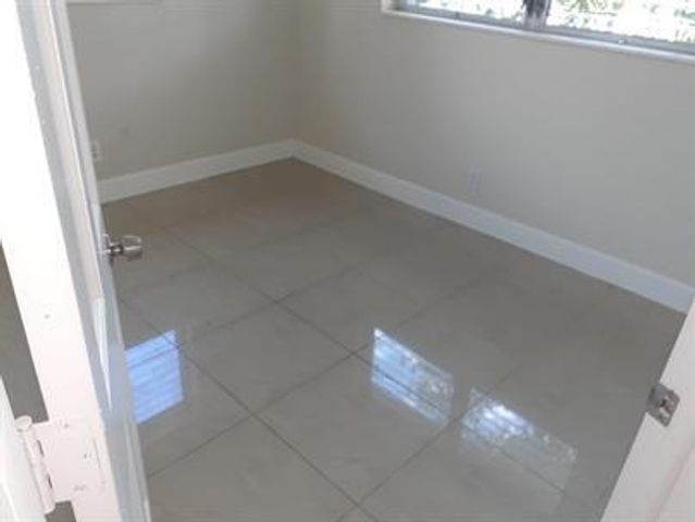 223 SE 14TH Place, Deerfield Beach, FL 33441
