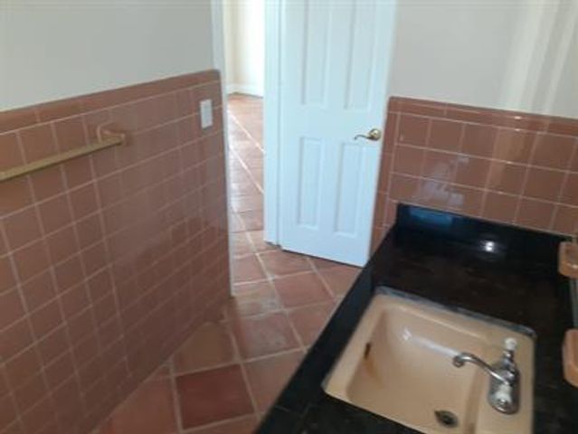 223 SE 14TH Place, Deerfield Beach, FL 33441