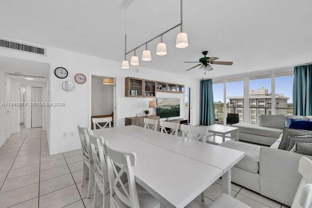 5601 Collins Ave 825, Miami Beach, FL 33140